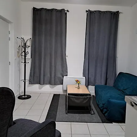 Charmant Studio En Plein Centre Et 3 Minutes De La Gare *